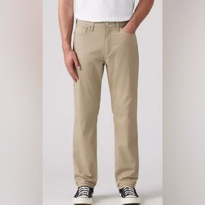 LEVI'S 541™ ATHLETIC TAPER ALL SEASONS MEN'S PANTS/ CHINOS- Khaki 33 W x 32 L